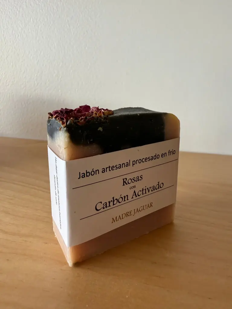 Jabon Rosas con carbón activado